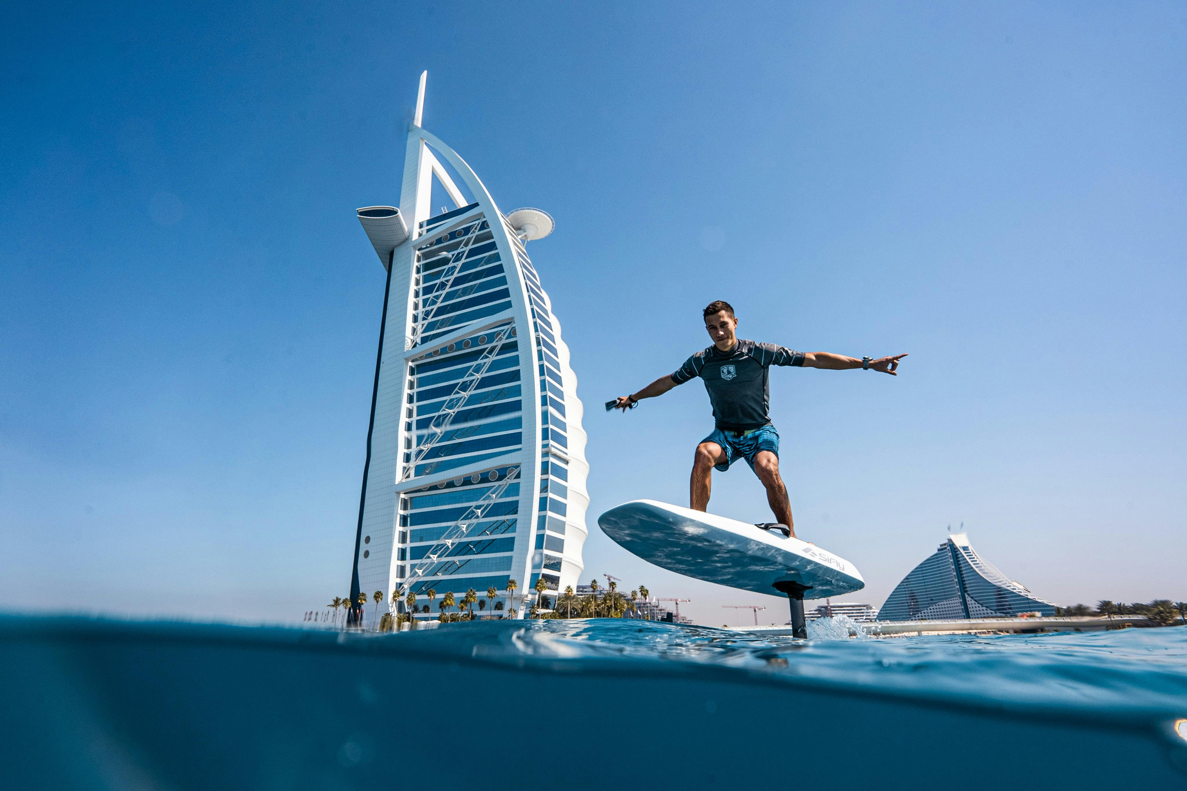 Dubai: Guided eFoil Experience - Photo 1 of 3